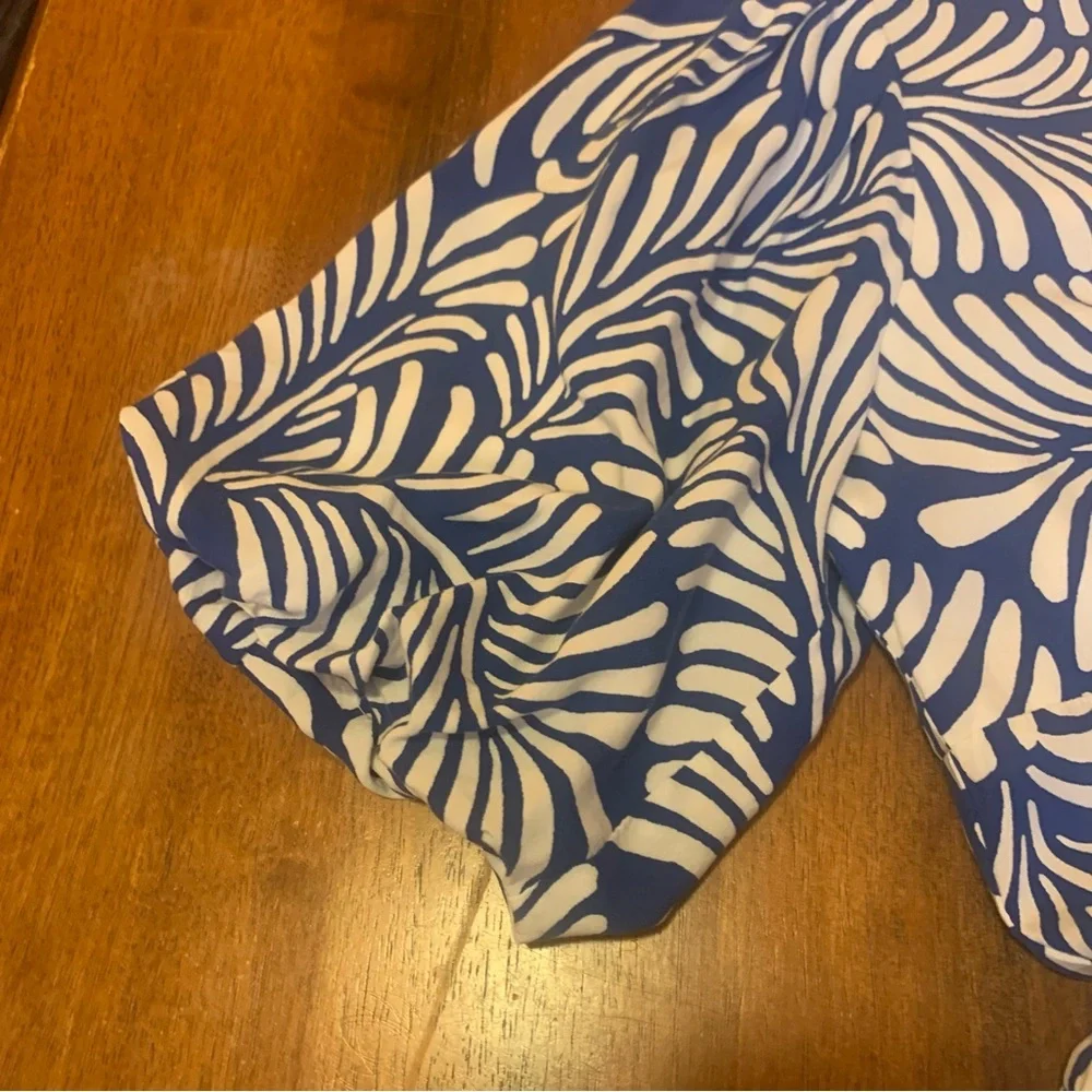 Versona Dress Medium Royal Blue White Palm Pattern Pockets Puff Sleeves